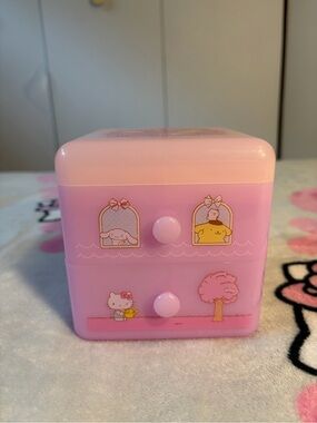 Sanrio Hello Kitty and friends Pink small Cosmetic or Desk Organizer